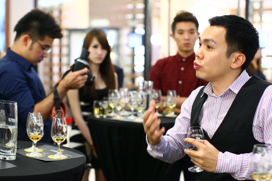 11-Glenmorangie Brand Ambassador Ben Ng