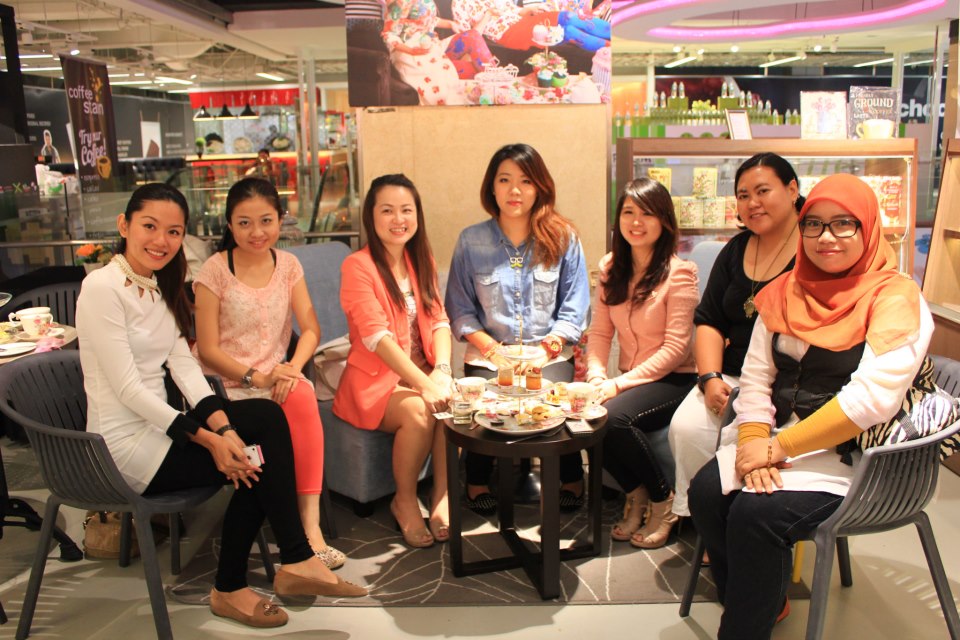 21258_529959557069276_92874246_n