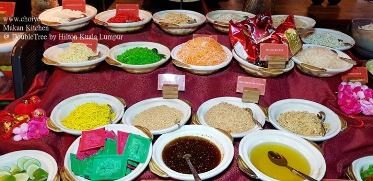 Chinese New Year Reunion Buffet Dinner @ Makan Kitchen, DoubleTree by